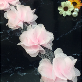 9y Chiffon Flower Lace Trim - Baby Pink